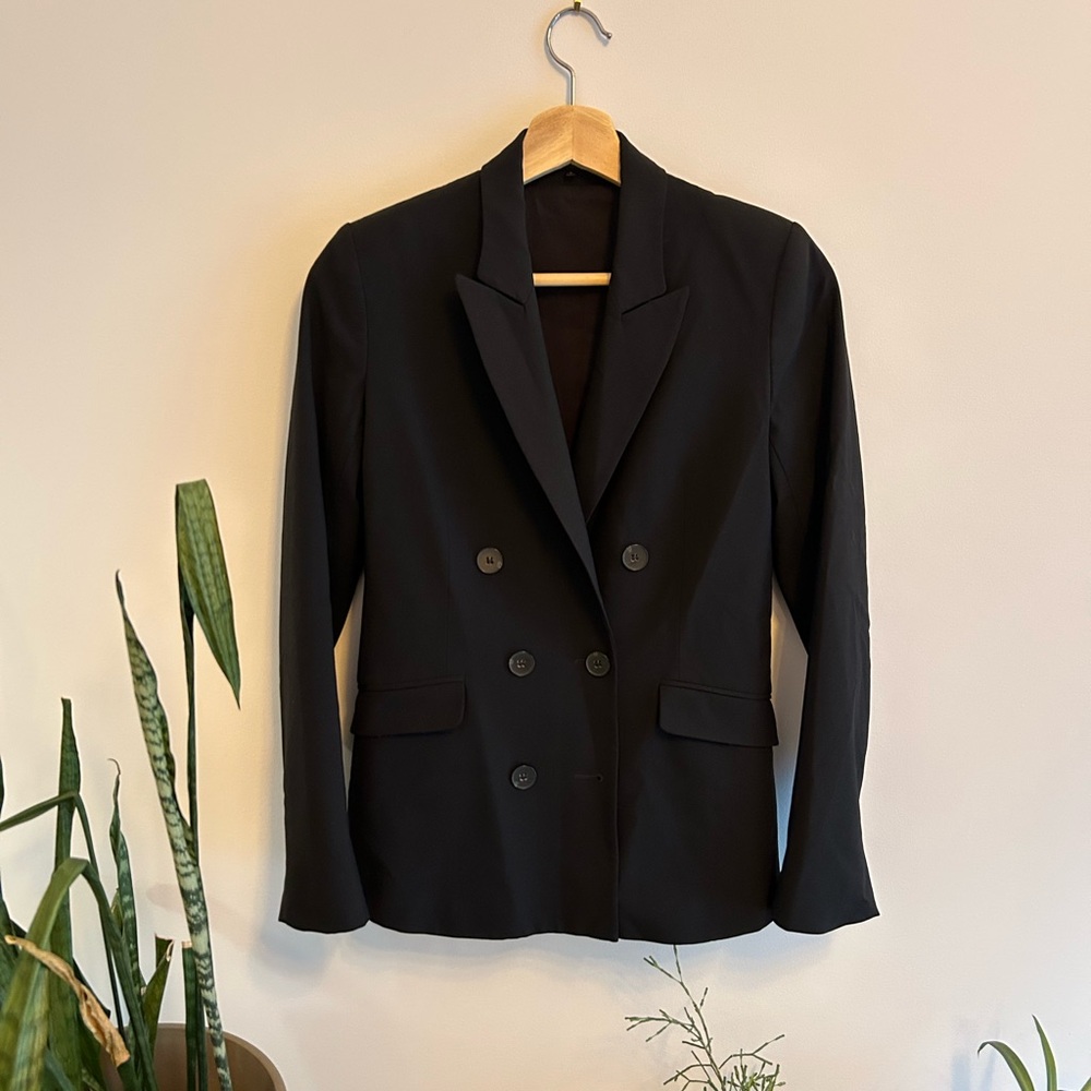 Black theory women’s blazer size 2